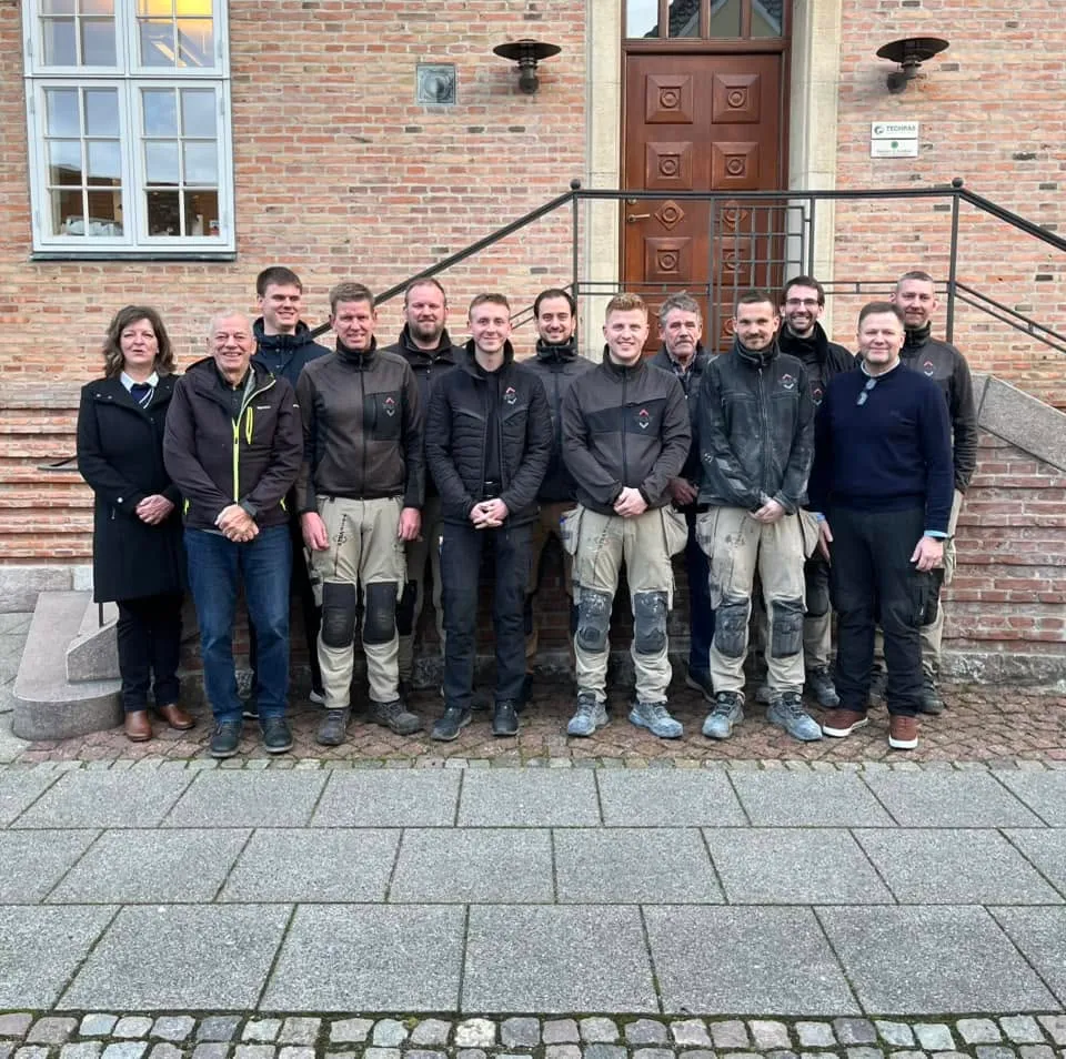 Medarbejdere fra Villy's Tømrerforretning